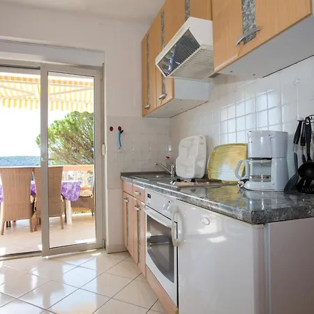 With Parking Space Barbat, Rab - 16245 Appartamento