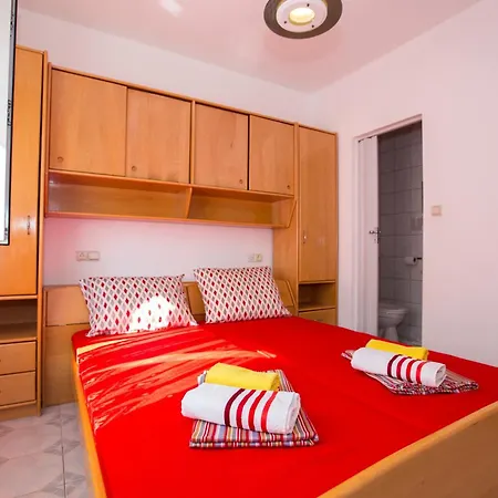 With A Parking Space Barbat, Rab - 16245 * Barbat na Rabu